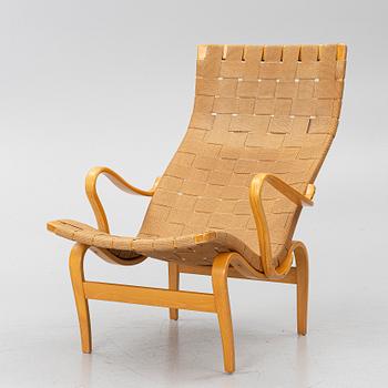 Bruno Mathsson, Armchair, 'Pernilla', Firma Karl Mahtsson, Värnamo, 1944.