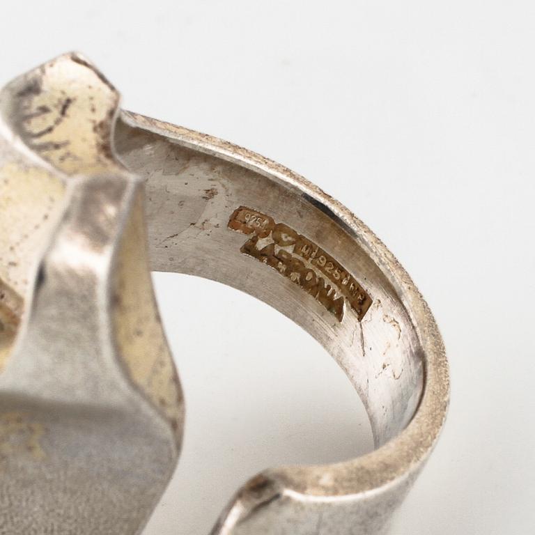 A ring by Lapponia, 1990.