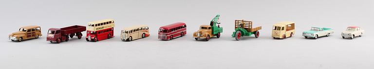 LEKSAKSBILAR, Dinky Toys, 1900-talets mitt.