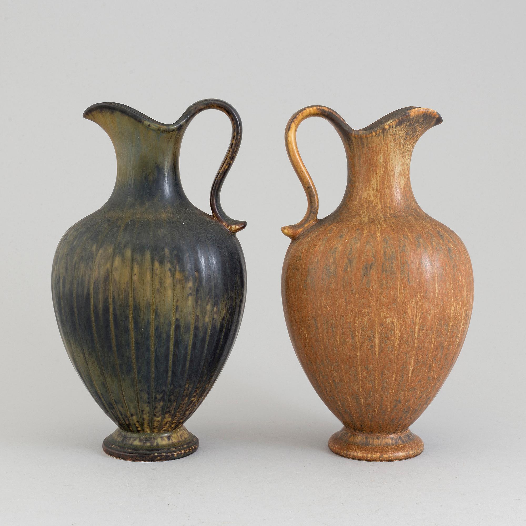 GUNNAR NYLUND, kannor, 2 st, stengods, Rörstrand, signerade, efter 1938.