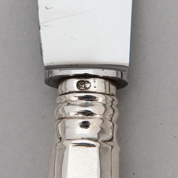Bestick 12 st, silver, S:t Petersburg, mästarstämplar Morosov, Relander, Reijonen och Järveläinen. Ryssland 1845-1917.