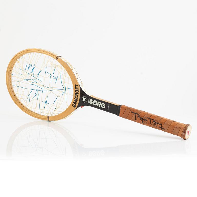 Tennisracket, Bancroft. Speciellt framtaget träracket. Signerad Björn Borg.