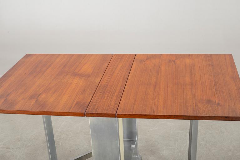CARL MALMSTEN. SLAGBORD. "Vapensmeden".