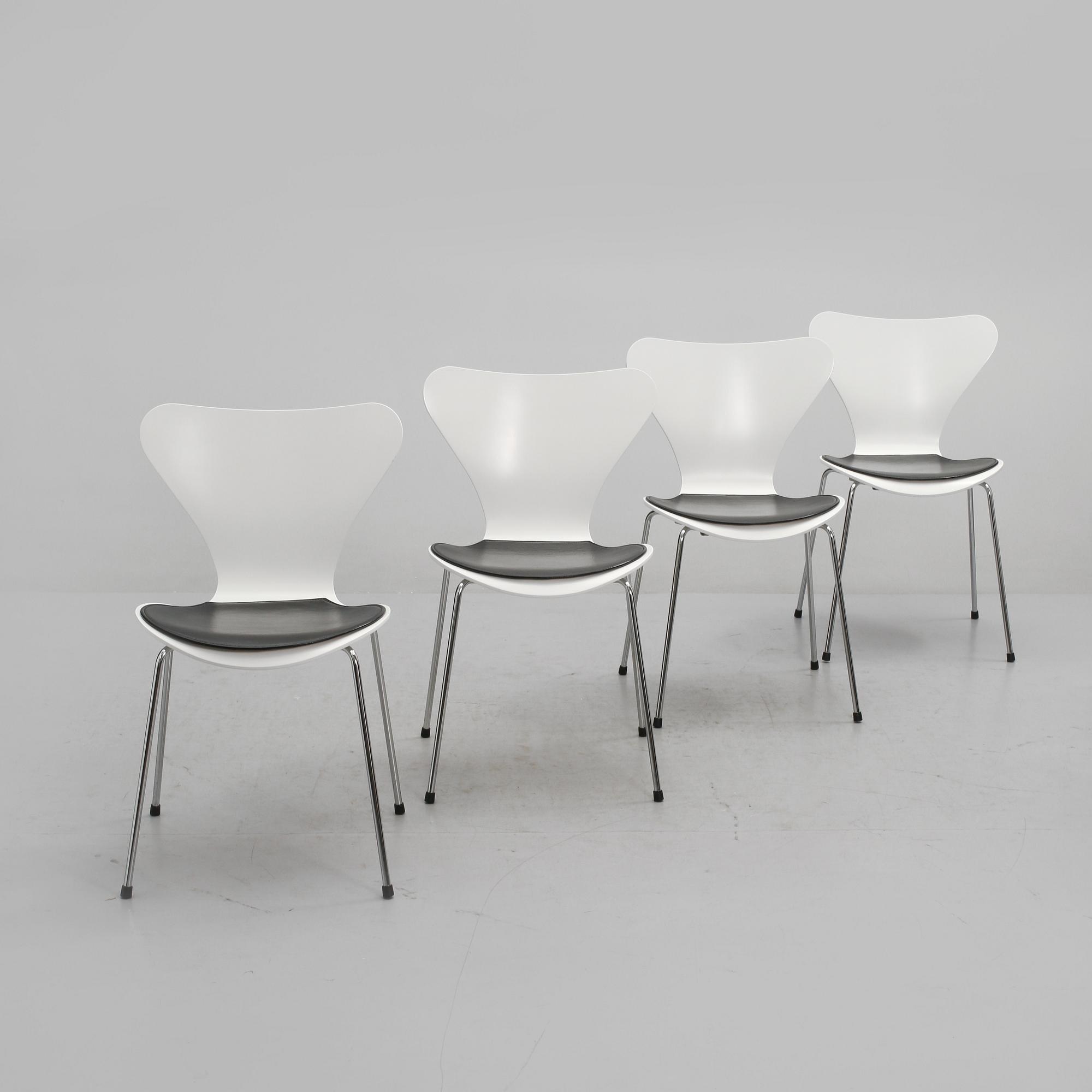 STOLAR, 4 st, "Sjuan", Arne Jacobsen, Fritz Hansen, Danmark, 2005.