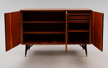 SIDEBOARD, AB Tabergsmöbler, Smålands Taberg, 1900-talets andra hälft.