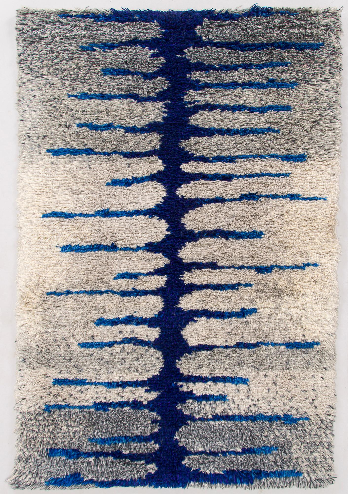 Lea Thil-Junnila, malli RP Ryijypalvelu 160 x 150 cm.