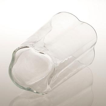 ALVAR AALTO, A glass vase. 'Alvar Aalto 100 years'. iittala 219/1998.