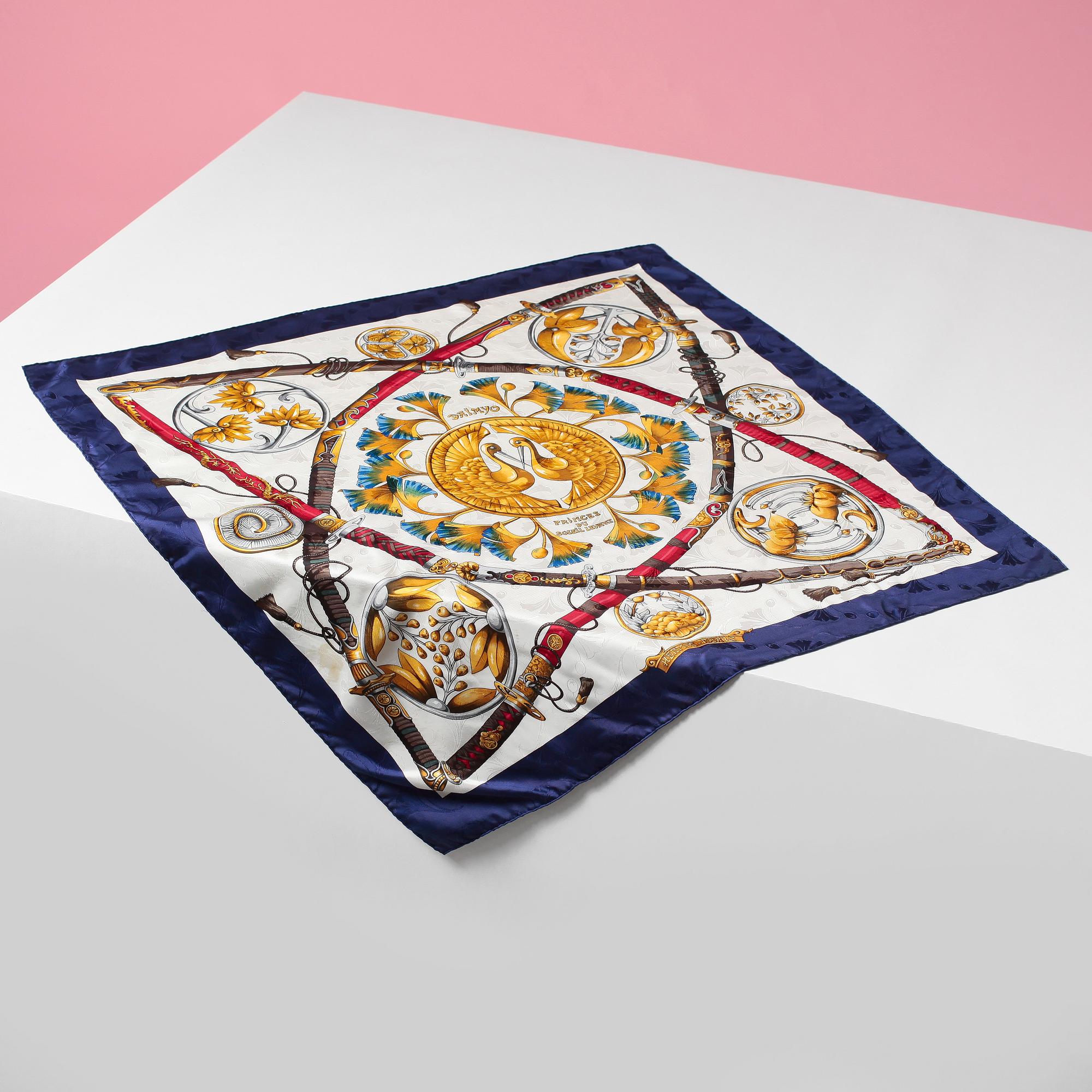 SCARF, Hermès, siden,"Daimyo Princes du soleil levant".