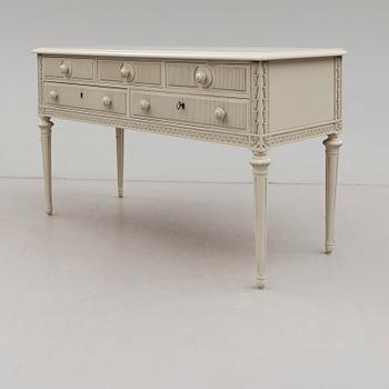 SIDEBOARD, gustaviansk stil, 1900-talets andra hälft.