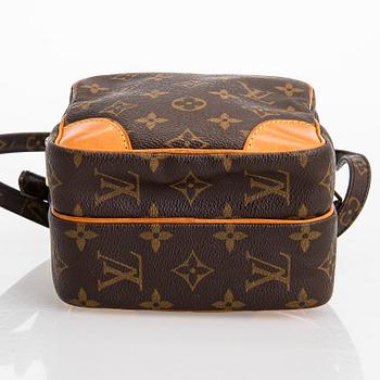 Louis Vuitton, A Monogram 'Amazone' bag.
