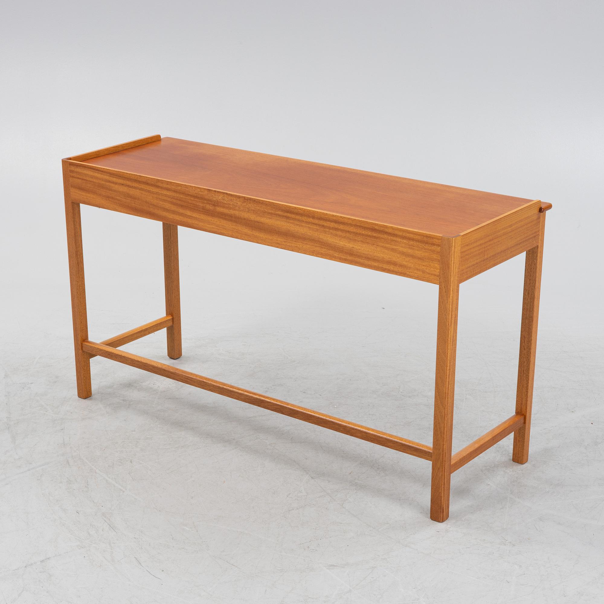 Josef Frank, a model 2115 mahogany sideboard, Firma Svenskt Tenn.