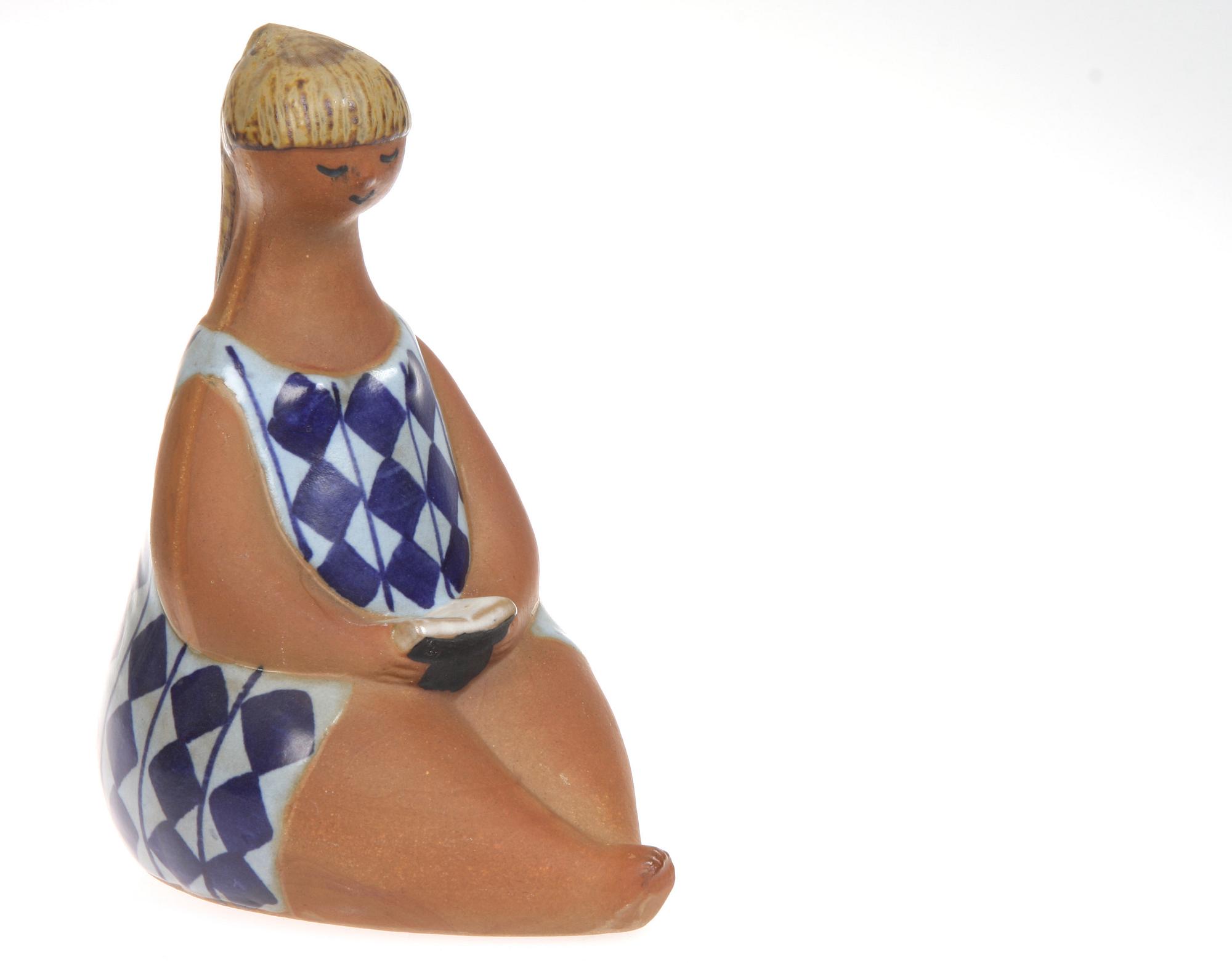 FIGURIN, stengods, "Amalia", Lisa Larson, Gustavsberg.