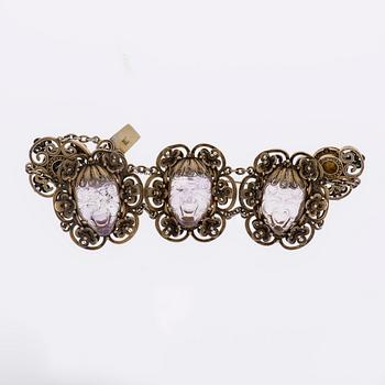 ARMBAND, ametister, förgyllt silver. Finska kontrollstämplar 1955.