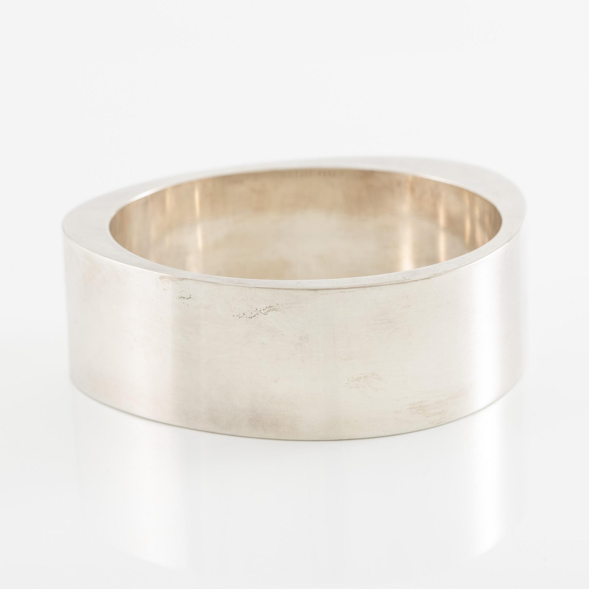 Lina Christensen, armring, "Extra", sterlingsilver, Georg Jensen.