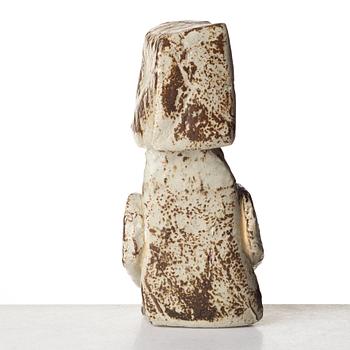 Michael Schilkin, a stoneware sculpture of an owl, Arabia, Finland ca 1960.