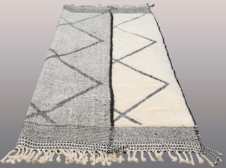 A RUNNER, Morocco, ca 303 x 213 cm.