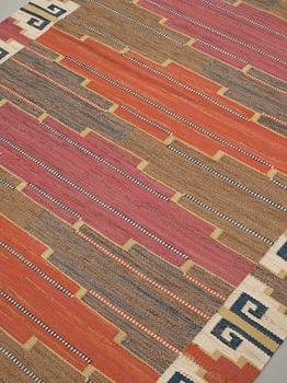 Märta Måås-Fjetterström, MÄRTA MÅÅS-FJETTERSTRÖM, A CARPET, "Bruna heden", flat weave, ca 287,5 x 153 cm, signed AB MMF.