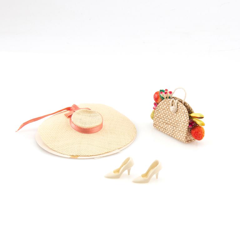 Barbie clothes 4 sets. Vintage, including "Busy Morning" Mattel 1963, "Winter Holiday", Mattel 1959-63.