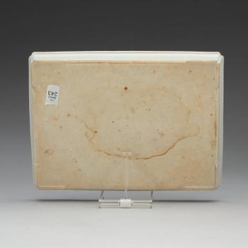 An enamelled export tray, Qing dynasty, Jiaqing (1796-1820).
