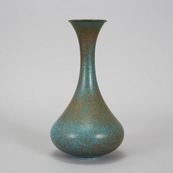 GUNNAR NYLUND, a stoneware vase, Rörstrand, Sweden.