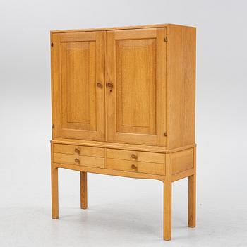 Carl Malmsten, an 'October' oak cabinet, second part of the 20th Century.