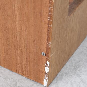 Josef Frank, Wall shelf, model B 2085, Svenskt Tenn.