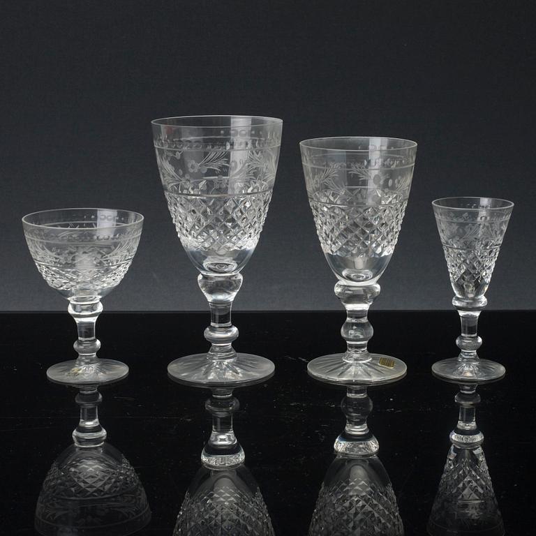 ELIS BERGH, GLASS 46 PCS "ELIVRA MADIGAN" KOSTA.