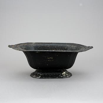 URNA, gjutjärn, 1900-tal.