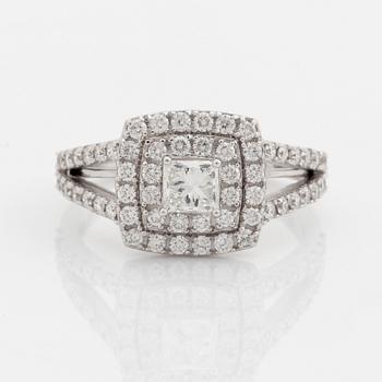 Ring med diamanter, med GIA dossier.