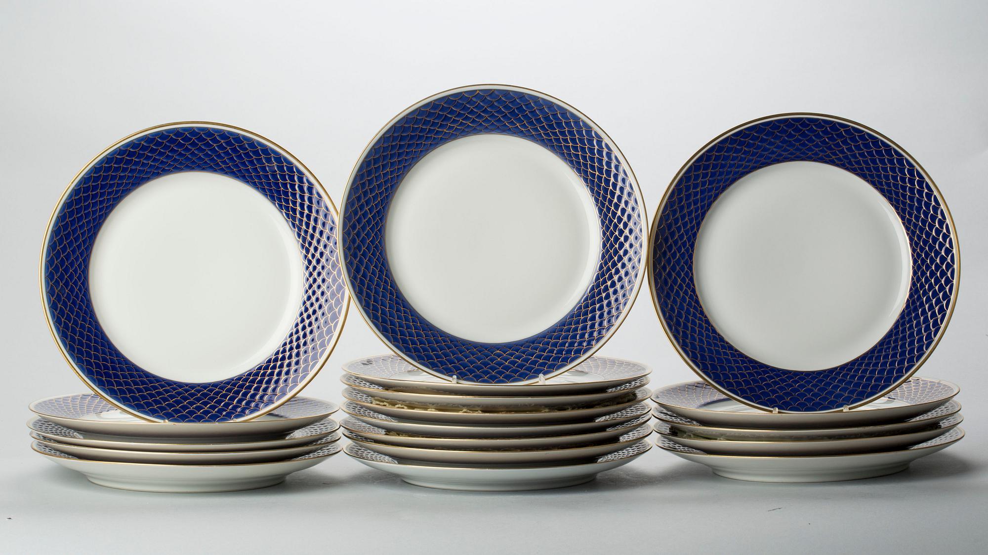 TALLRIKAR, 18 stycken, Bing & Gröndahl, Köpenhamn, 1900-talets andra hälft.