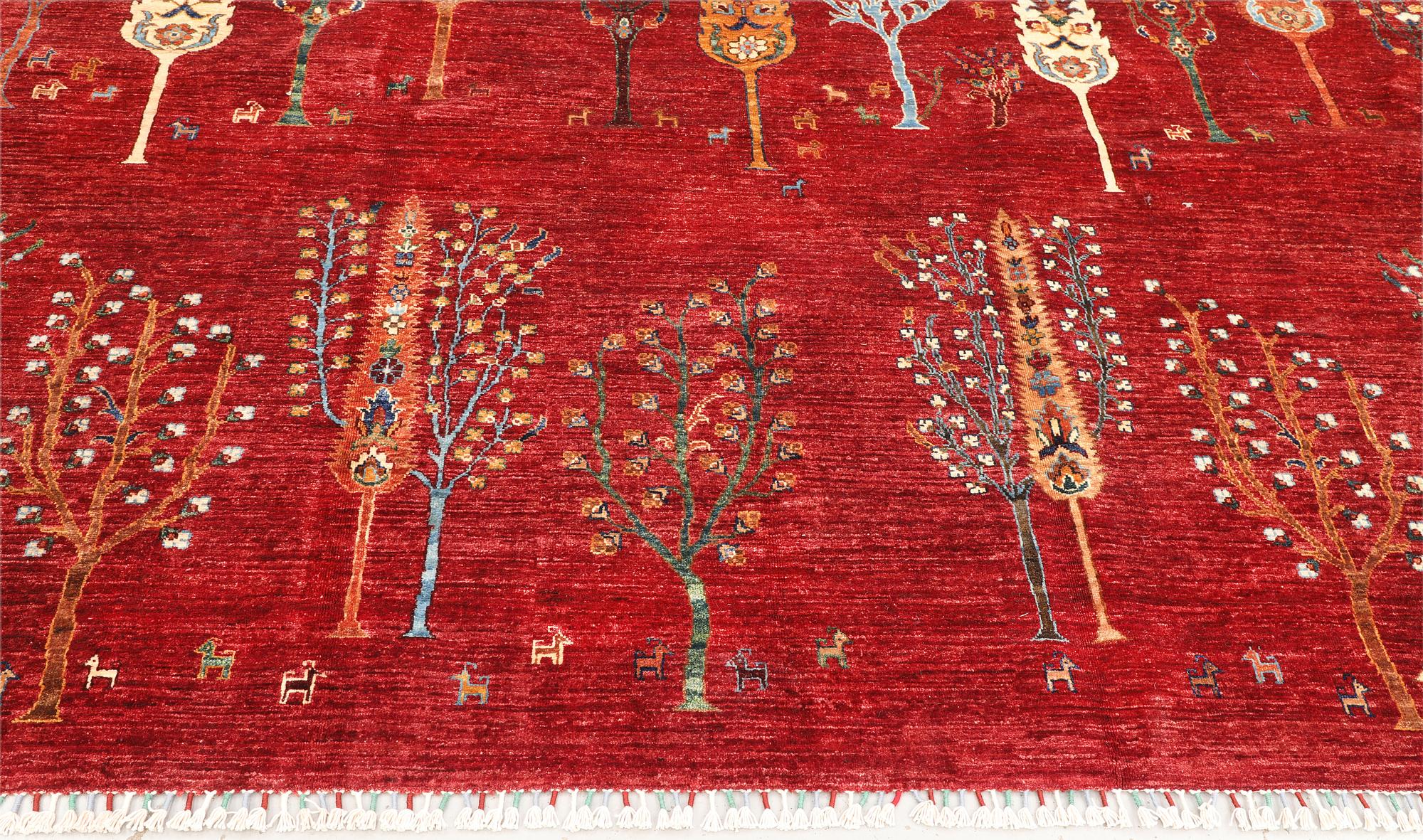 A carpet, Ziegler design, approx. 337 x 257 cm.