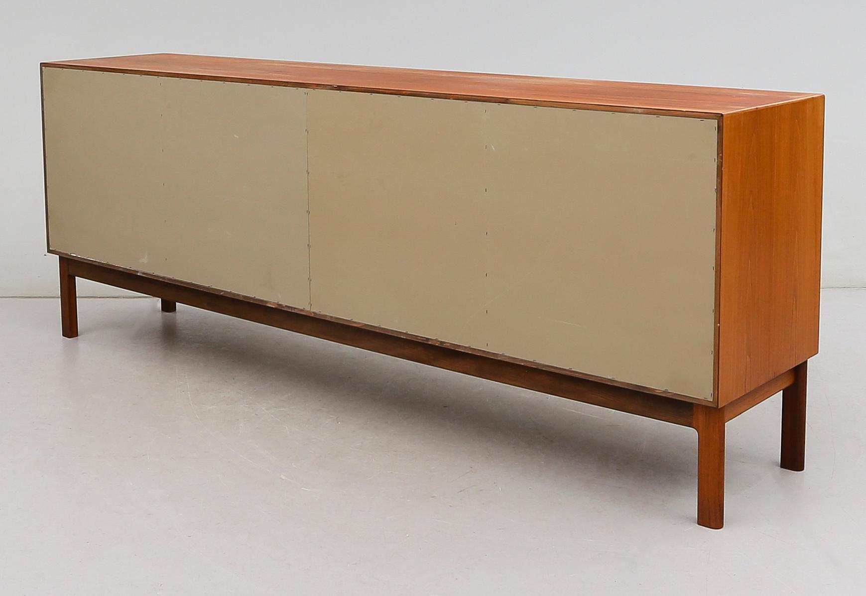 SIDEBOARD, Ajfa, Tibro, 1900-talets andra hälft.
