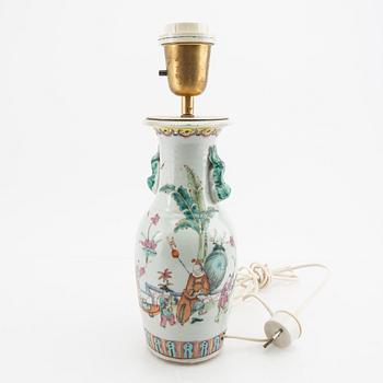 Bordslampa/vas Kina 1800-tal porslin.