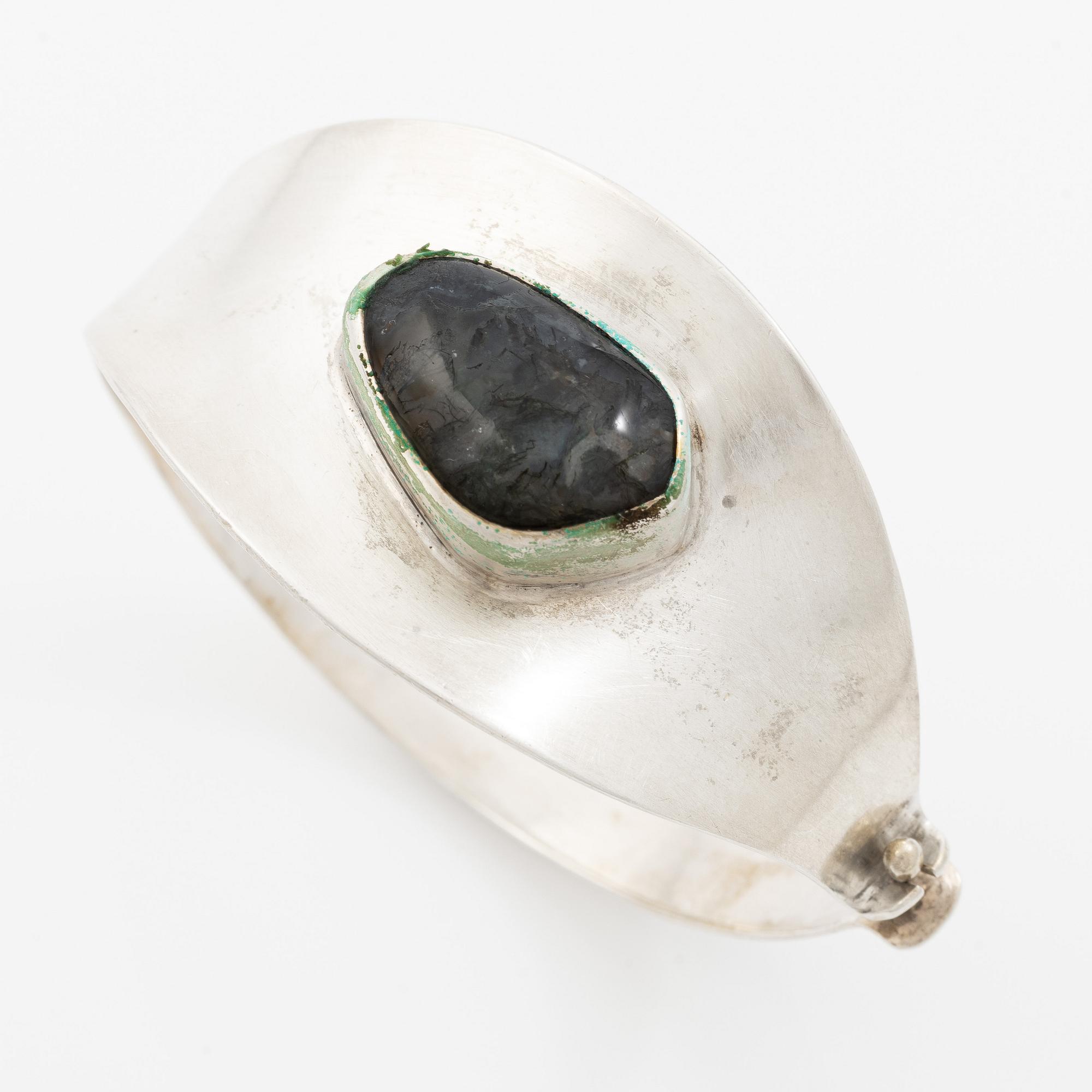 Bracelet silver with bluish stone possibly quartz, GK, Stockholm 1961.