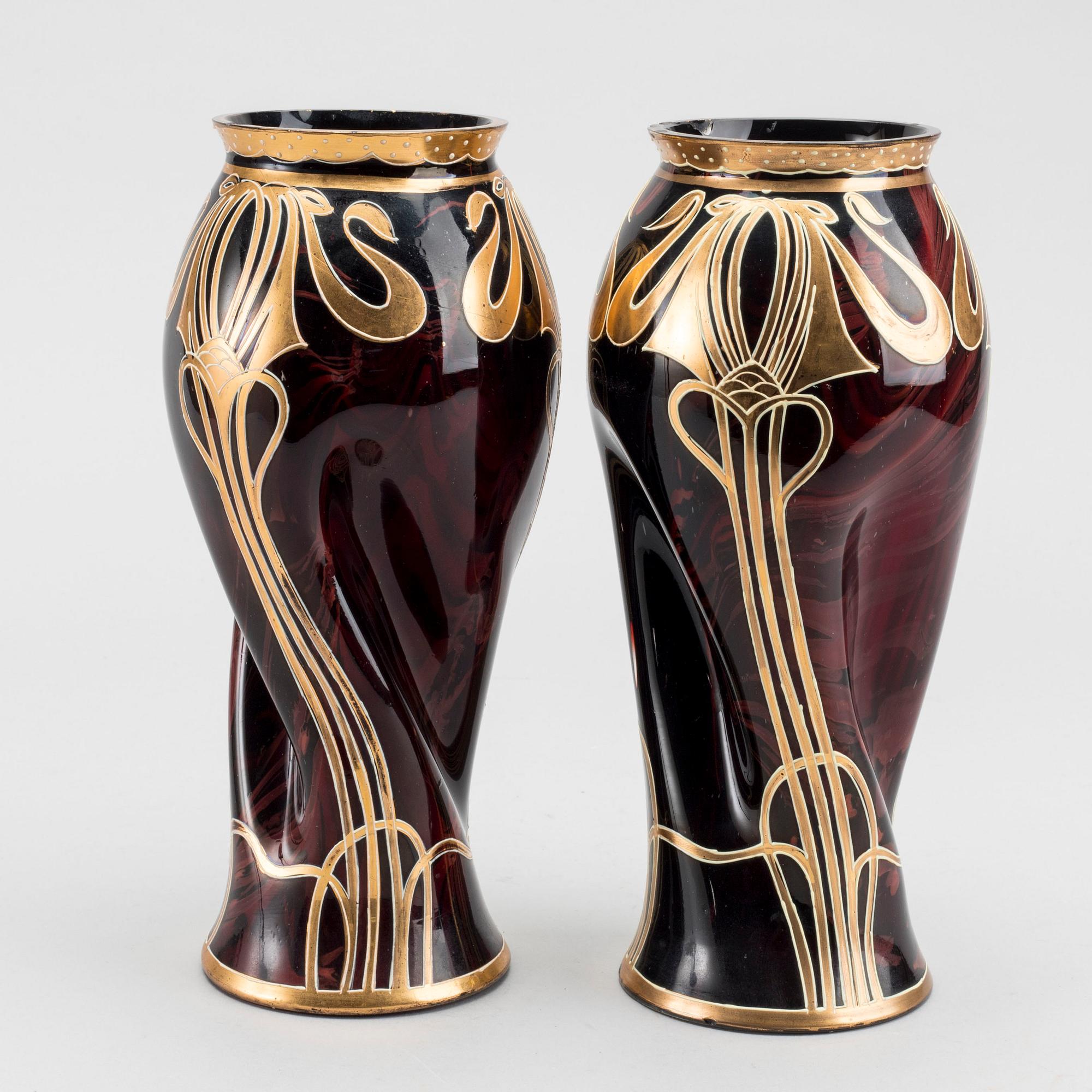 A pair of glas vases, 20th century,