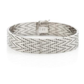 513. A bracelet 18K white gold.