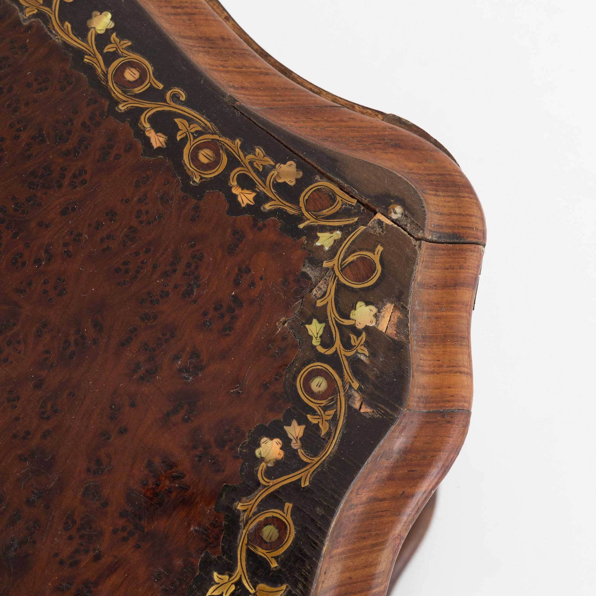 Flaskschatull, troligen Frankrike 1800-talets andra hälft.