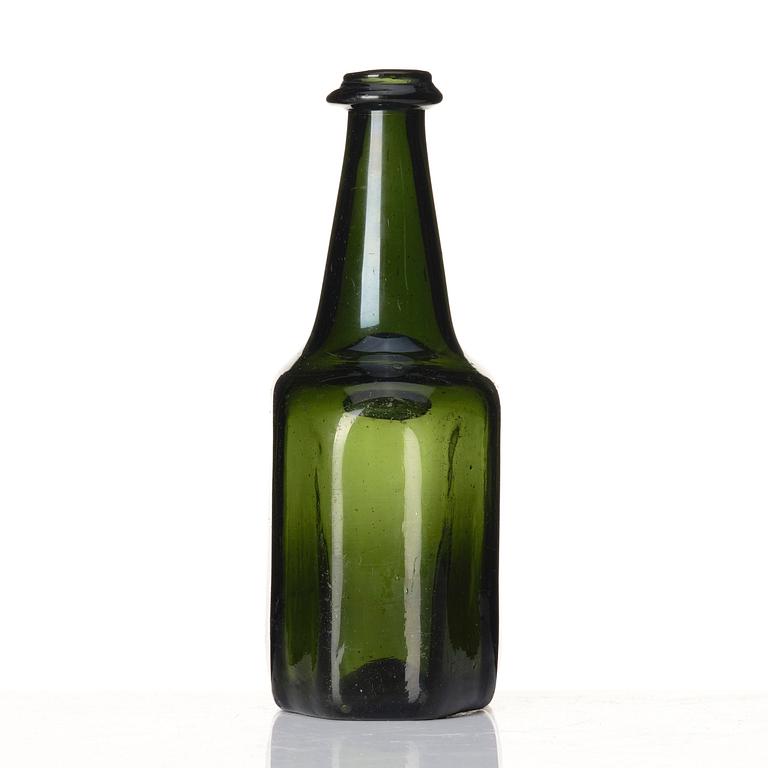 A green glass bottle flask, Henrikstorp, Sweden, 18th century.