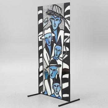 Ulrica Hydman-Vallien, a glass wall, signed.