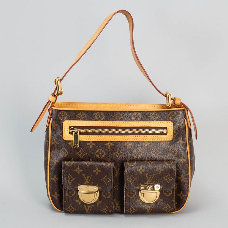 LOUIS VUITTON, 'Monogram Hudson GM'.