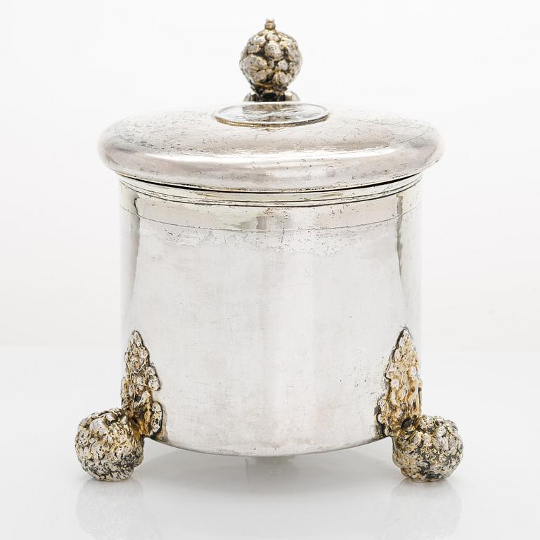 A Swedish baroque parcel-gilt silver tankard, maker's mark of Arvid Falck (master 1667-1691), Stockholm 1693.