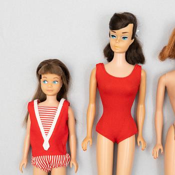 Barbiedockor, 5 st, bl a  "Barbie Swirl Ponytail",  "Skipper" & "Ken", Mattel, 1960-tal.