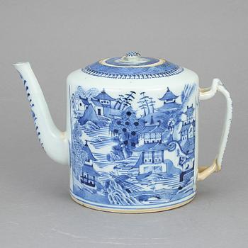 TEKANNA, porslin, Jiaqing, Kina, omkring år 1800.