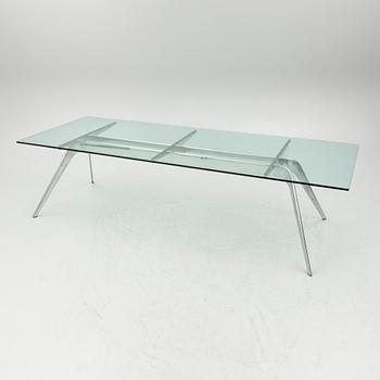 Tod Bracher, matbord, "TNo1", Fritz Hansen, Danmark.
