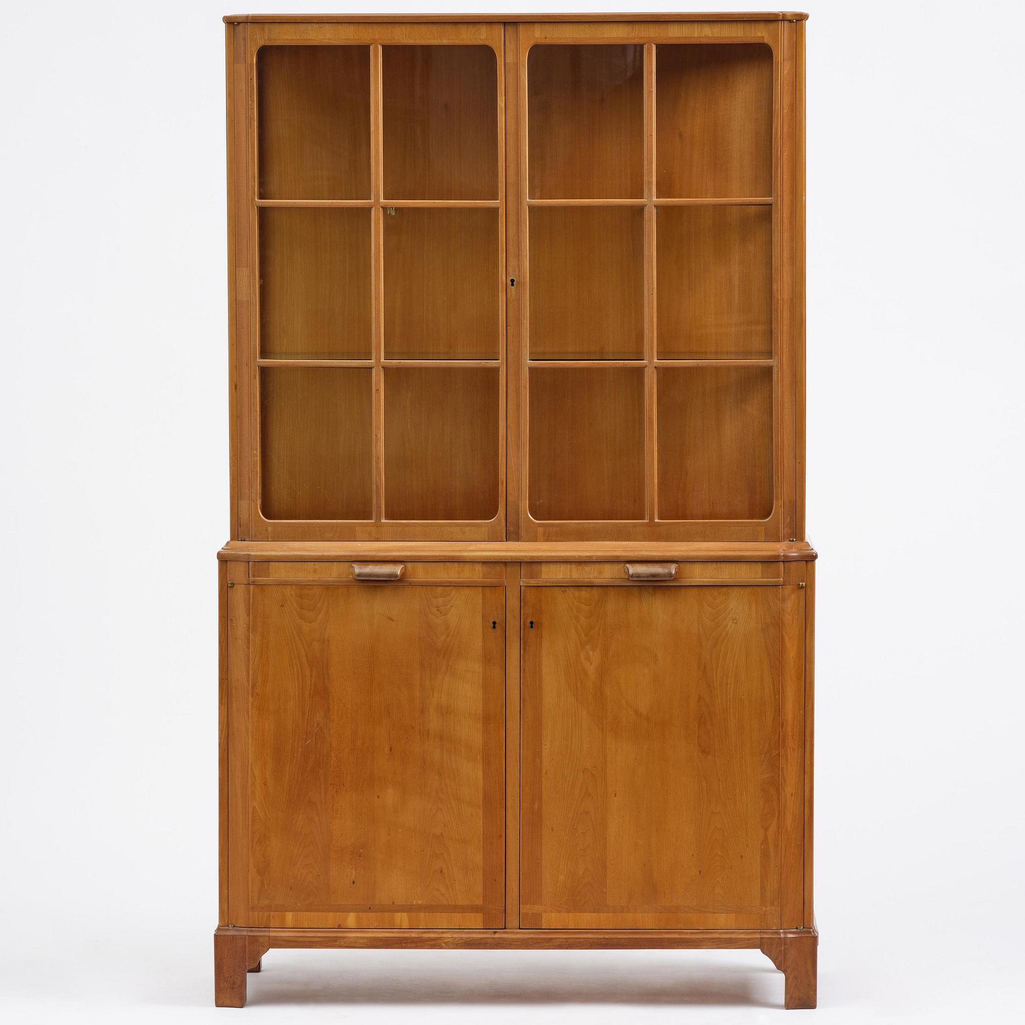 Carl Malmsten, an "Enstycksskåp" display cabinet, 1950s.