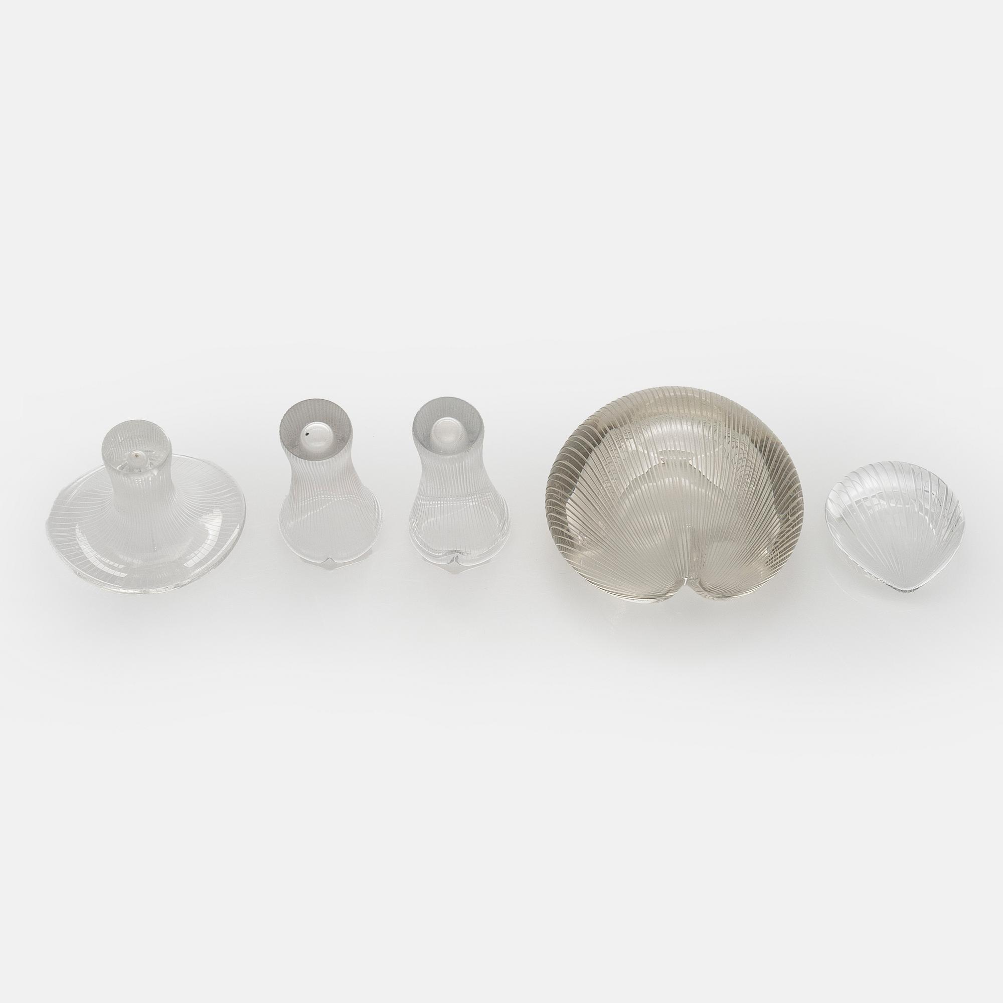 Tapio Wirkkala, A set of five glass vases / art glass objects, signed Tapio Wirkkala Iittala.