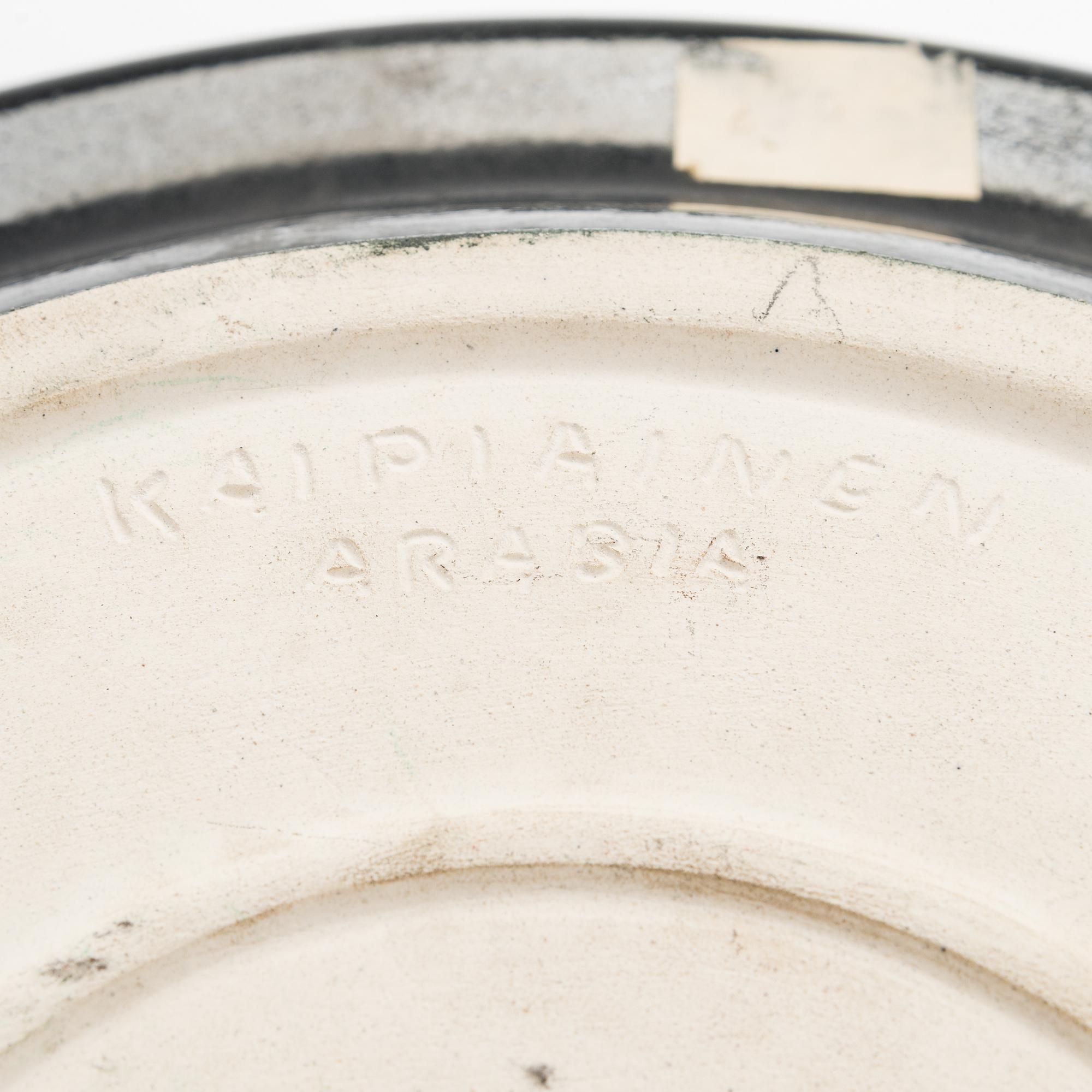 Birger Kaipiainen, koristemalja, kivitavaraa, signeerattu Kaipiainen Arabia.