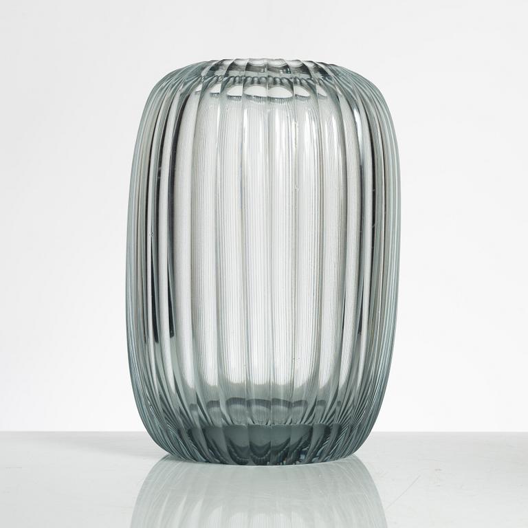 Wilhelm Wagenfeld, a cut glass vase, Vereinigte Lausitzer Glaswerke, Weißwasser, circa 1937.