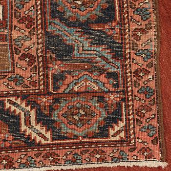 CARPET. Antique Heriz. 366,5 x 293 cm.