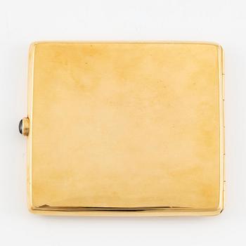 A Swedish 20th century 18ct gold cigarette case, mark of Karl Anderson, Stockholm 1920.